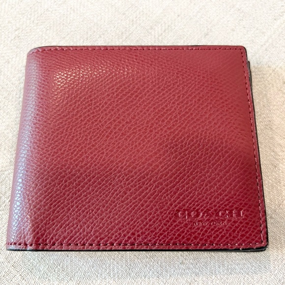 Coach Compact ID CrossGrain Leather Wallet - Picture 13 of 14